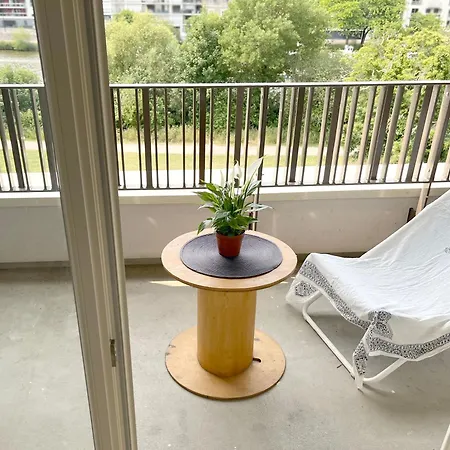 Sur Erdre Et Salle De Bain Homestay